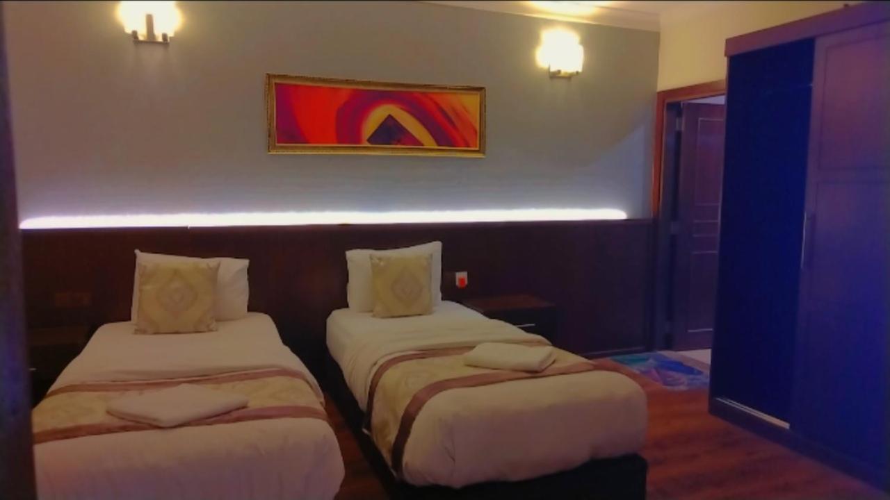 Bl Hotel'S Erbil Esterno foto