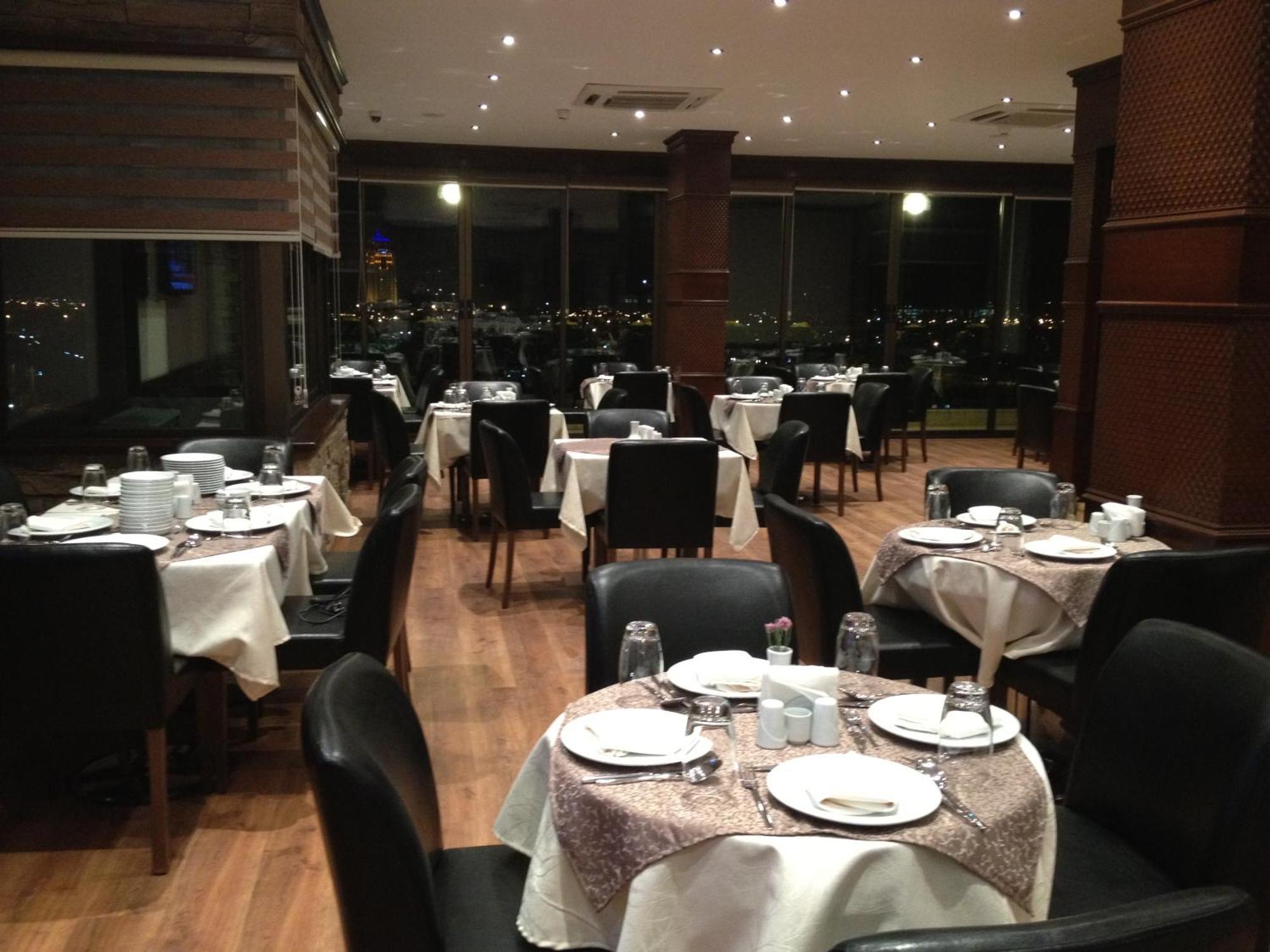 Bl Hotel'S Erbil Esterno foto
