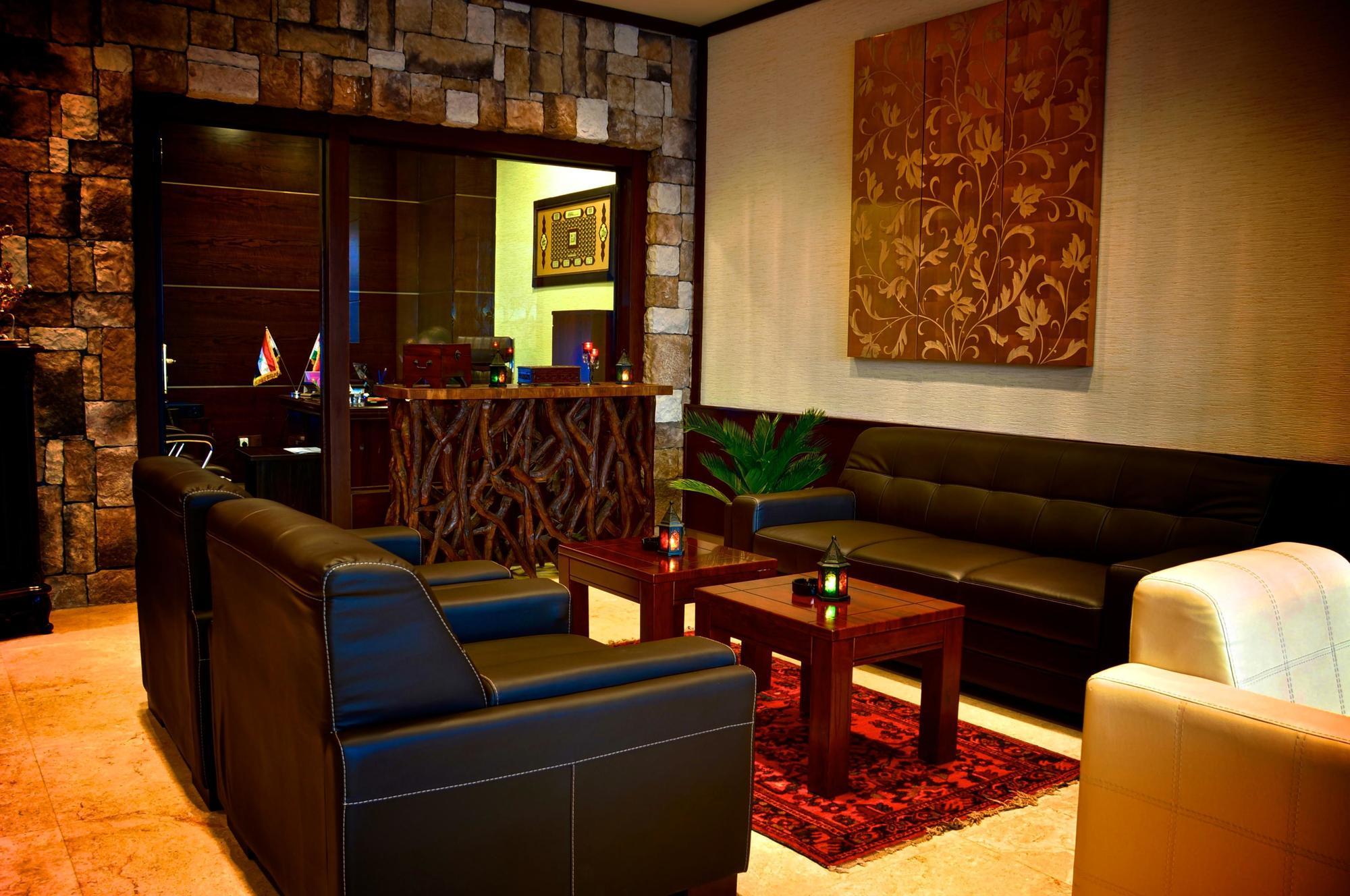Bl Hotel'S Erbil Esterno foto