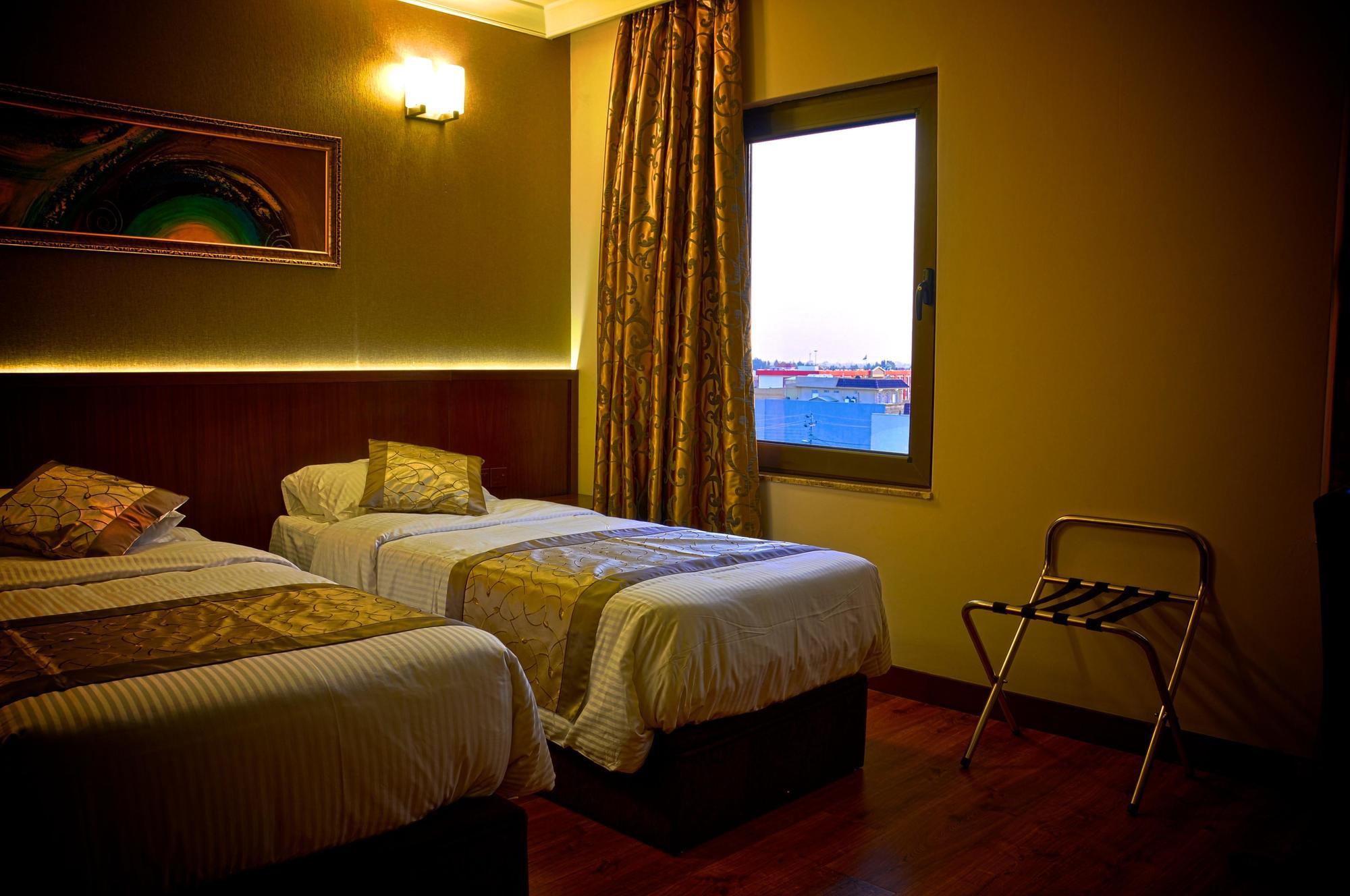 Bl Hotel'S Erbil Esterno foto